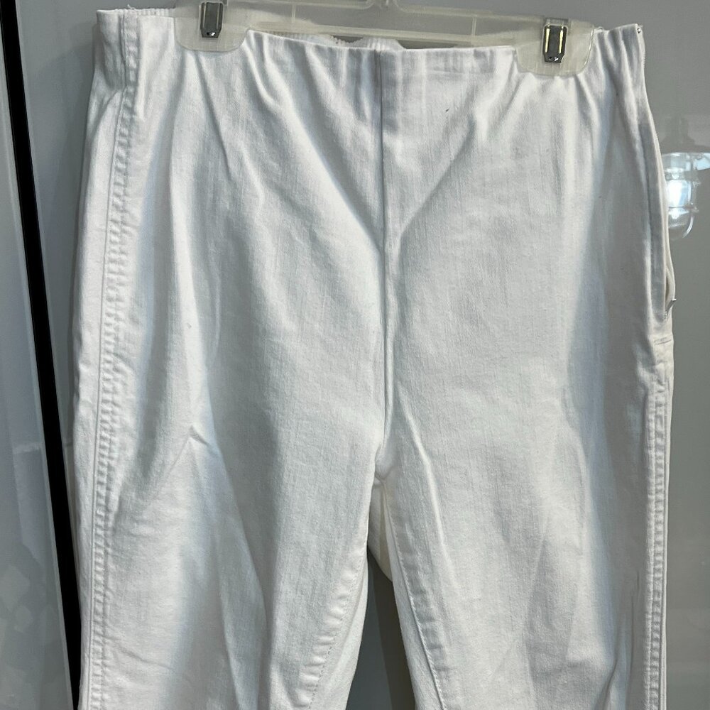 Lilly Pulitzer White Size zip Jeans Size 4
